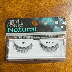 New Ardell Professional Natural Lashes 109 - Black